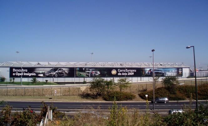 Estruturas Publicitárias – Terminal 2